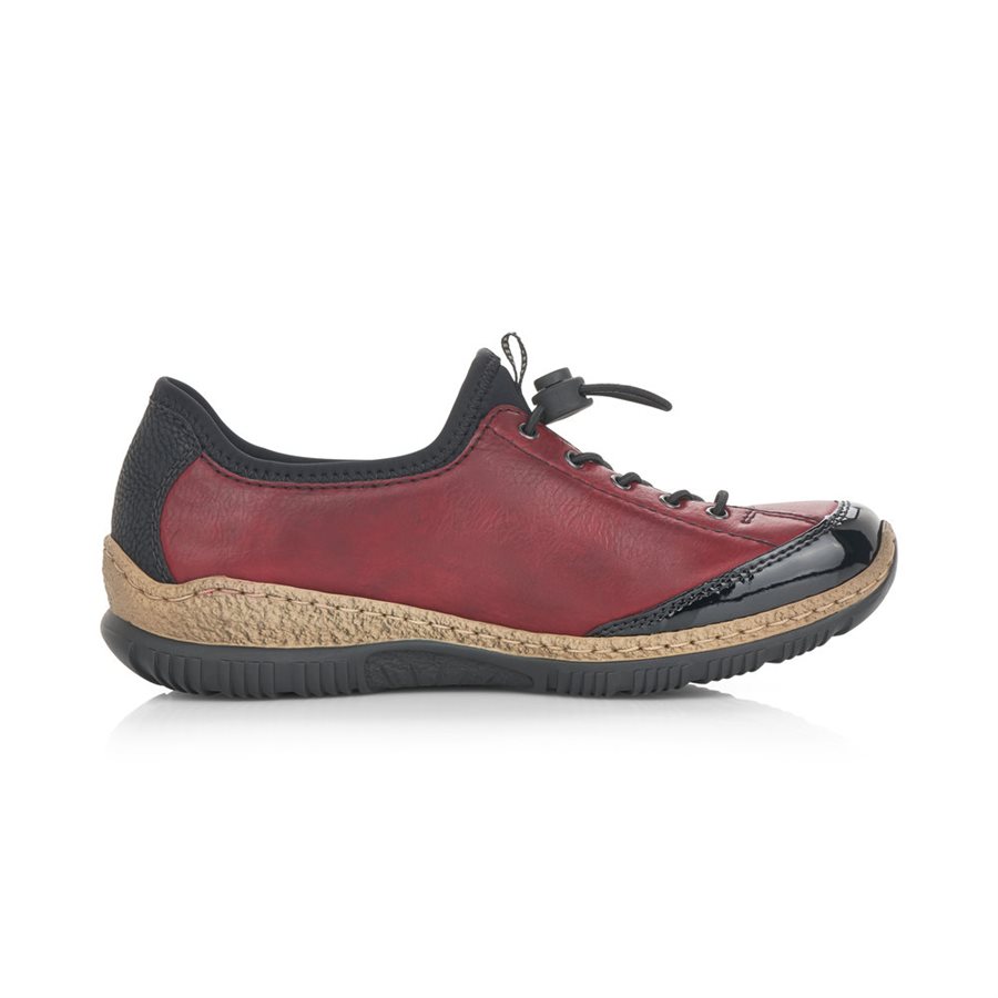 marque de chaussure a semelle rouge
